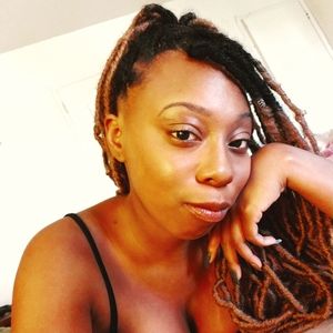 Meet your Posher, Ari